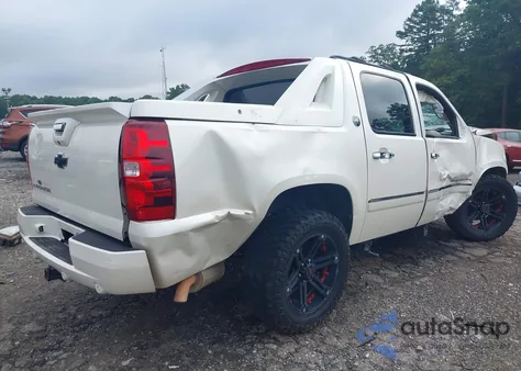 2013 Chevrolet Avalanche Ltz из США, поврежденный, VIN 3GNMCGE01DG280823